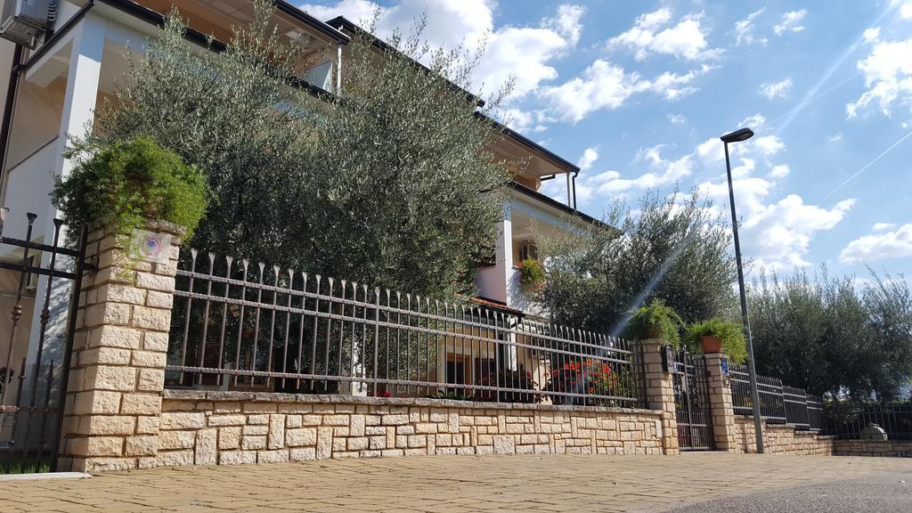 Ulika Rooms & Apartments بوريتش المظهر الخارجي الصورة