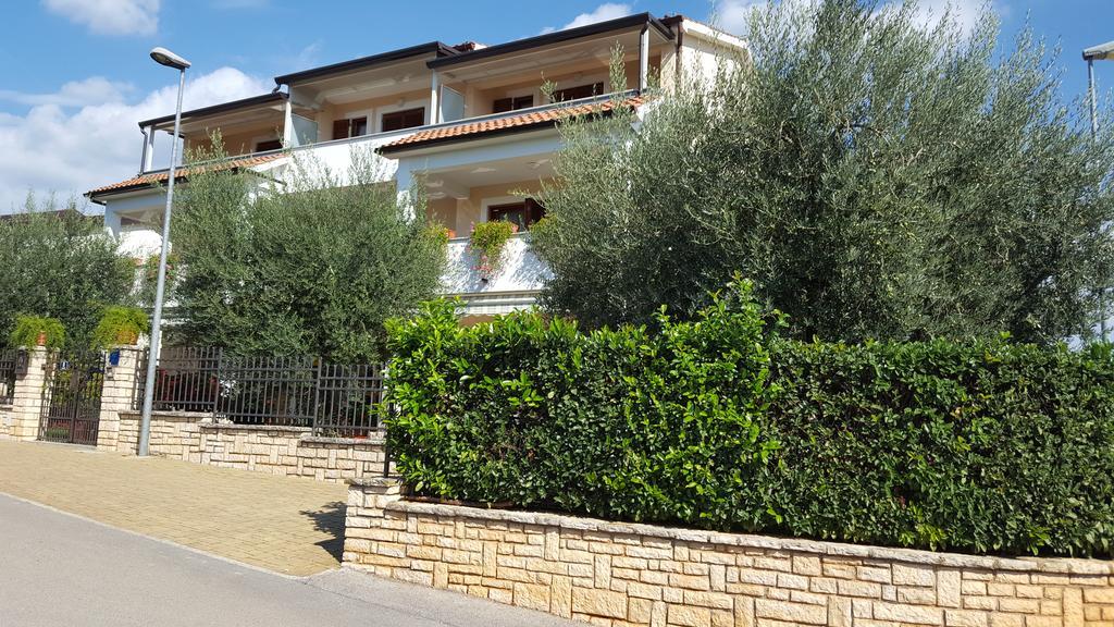 Ulika Rooms & Apartments بوريتش المظهر الخارجي الصورة