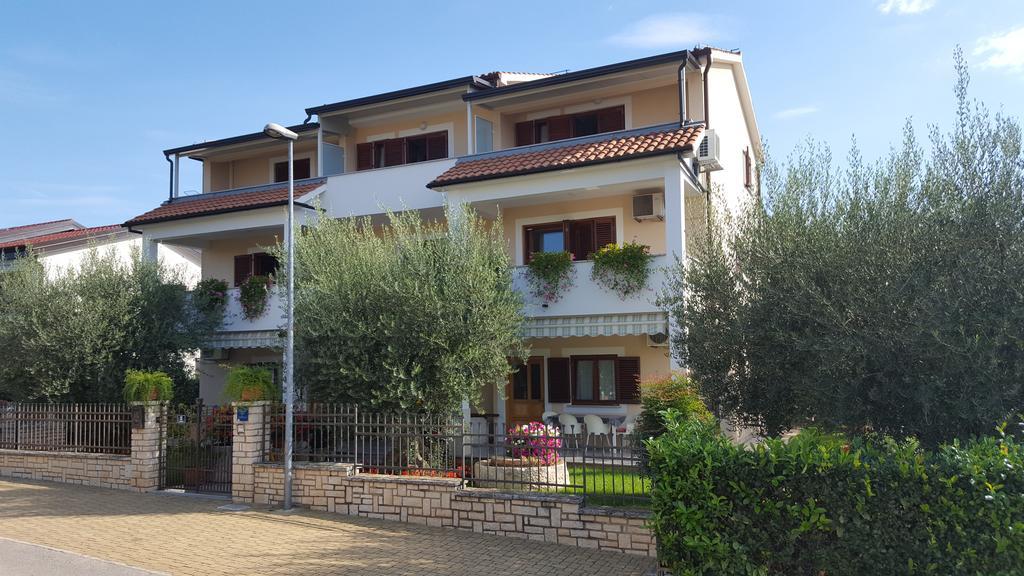 Ulika Rooms & Apartments بوريتش المظهر الخارجي الصورة