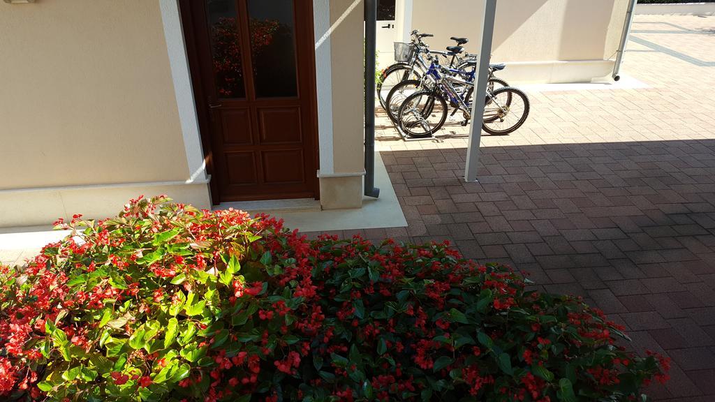 Ulika Rooms & Apartments بوريتش المظهر الخارجي الصورة