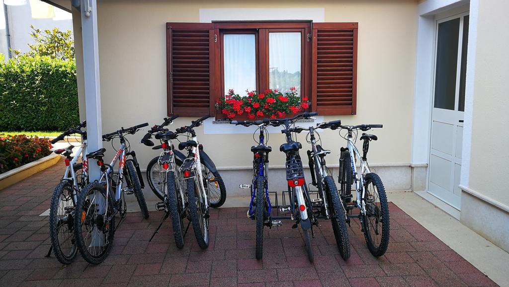 Ulika Rooms & Apartments بوريتش المظهر الخارجي الصورة