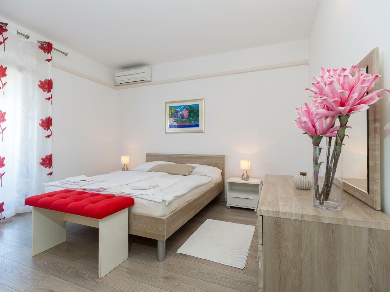 Ulika Rooms & Apartments بوريتش المظهر الخارجي الصورة